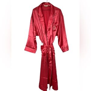 VS Vintage Satin Robe